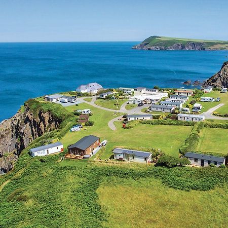 Fishguard Bay Resort Llanllawer Εξωτερικό φωτογραφία