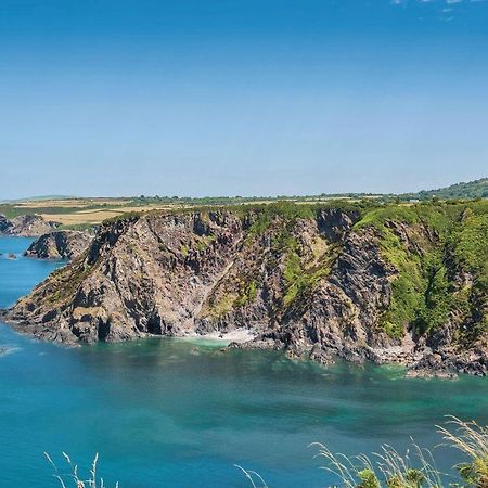 Fishguard Bay Resort Llanllawer Εξωτερικό φωτογραφία