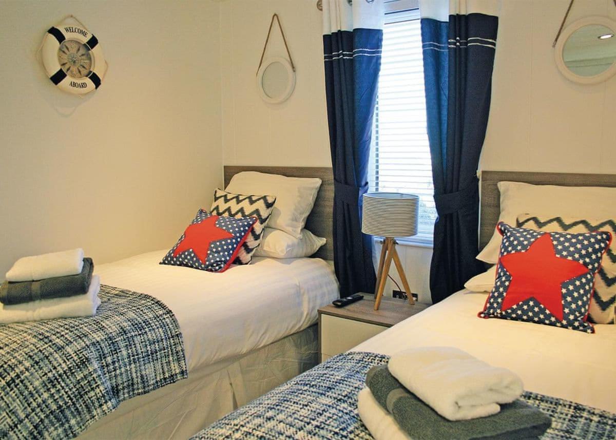 Fishguard Bay Resort Llanllawer Εξωτερικό φωτογραφία
