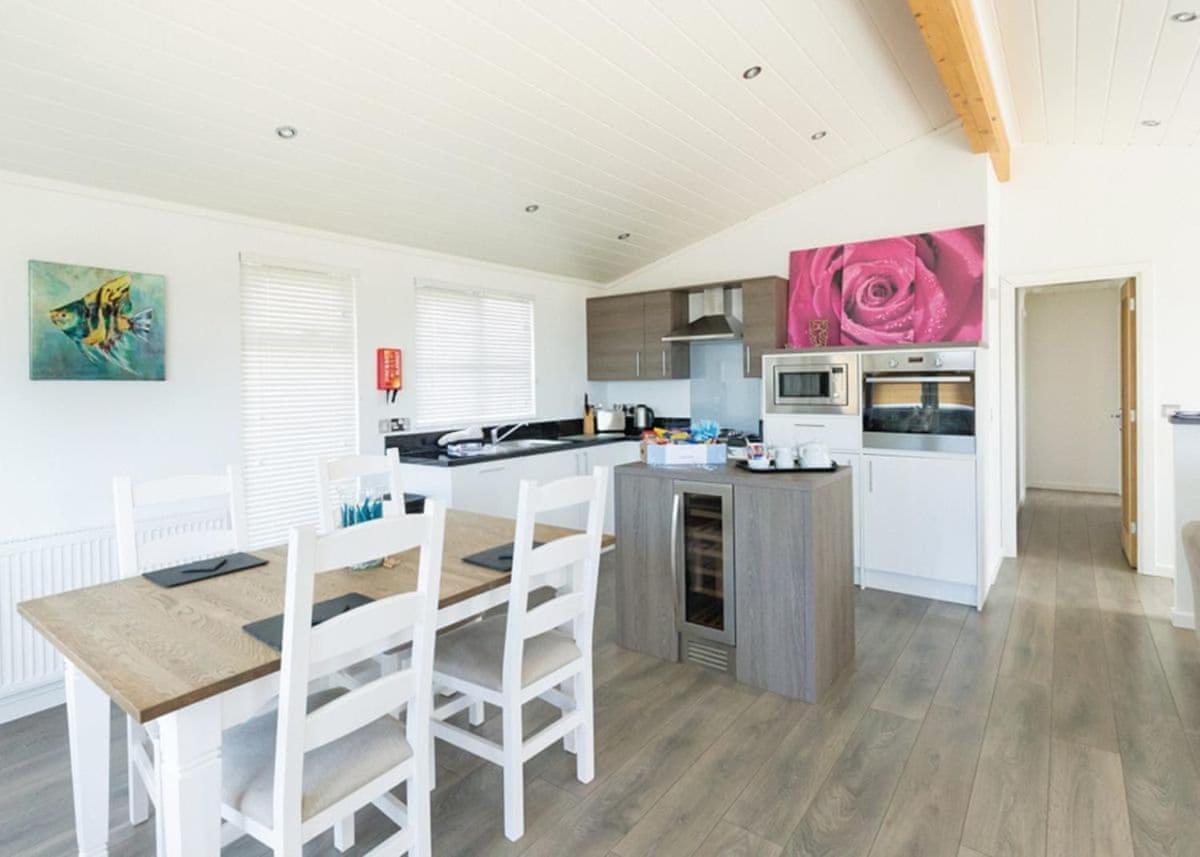 Fishguard Bay Resort Llanllawer Εξωτερικό φωτογραφία